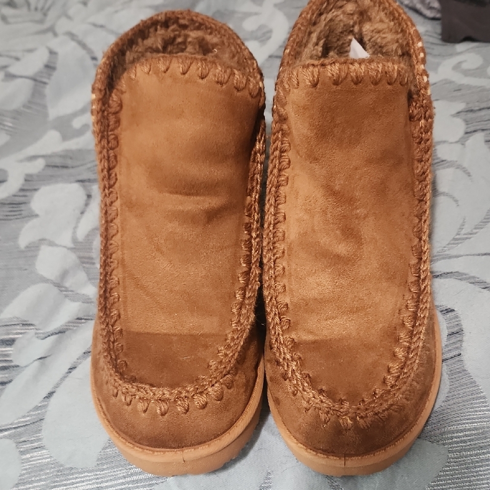 Cozy Brown Women's Slippers